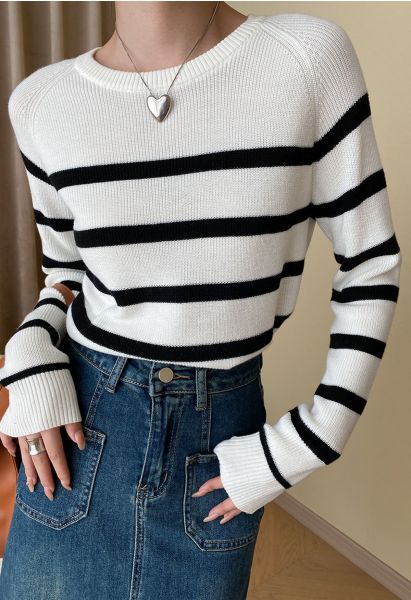 Versatile Round Neck Striped Knit Sweater in White