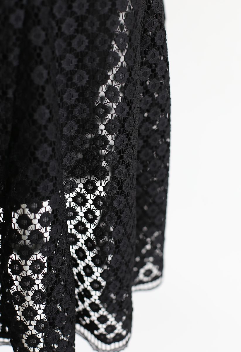 Floret Crochet Frill Hem Midi Skirt in Black
