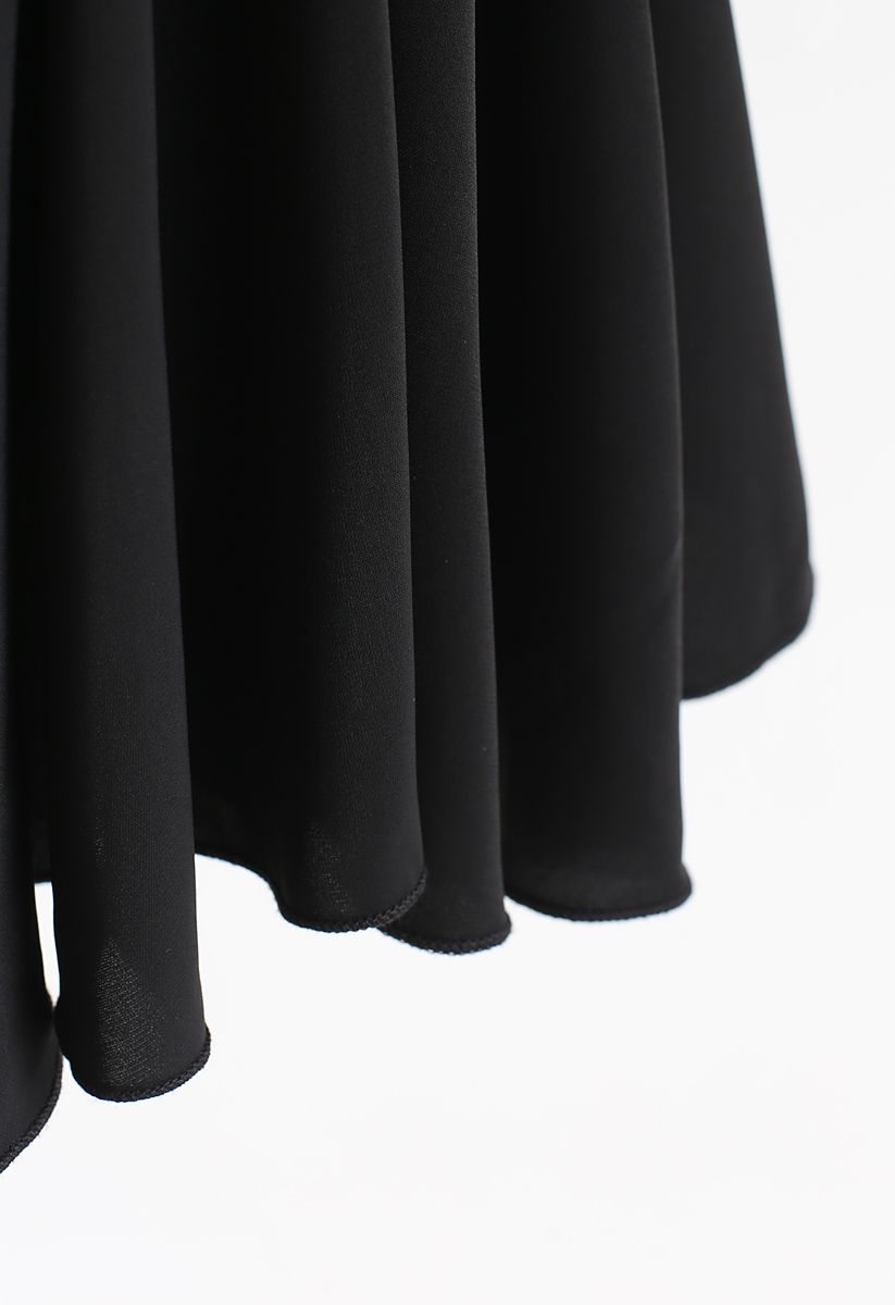 Batwing Sleeves Asymmetric Peplum Top in Black