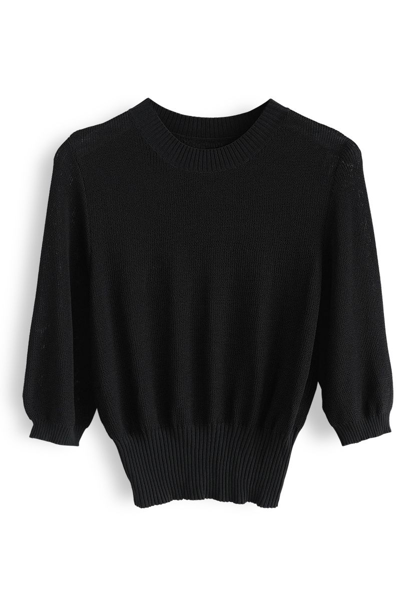 Round Neck Cropped Knit Top in Black
