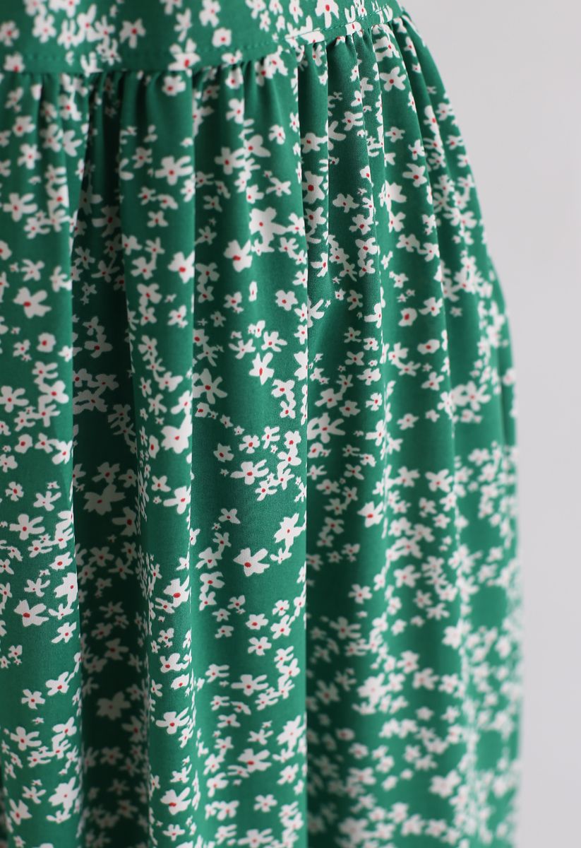 Marguerite Print V-Neck Ruffle Dress in Green
