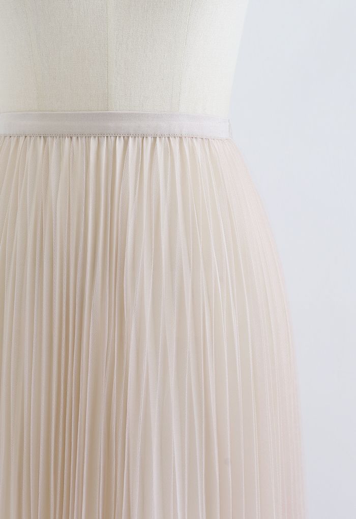 Reversible Pleated Midi Skirt in Sand