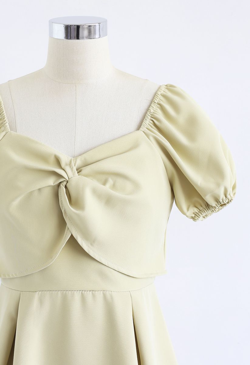 Knot Front Sweetheart Neck Pleated Dress in Light Yellow