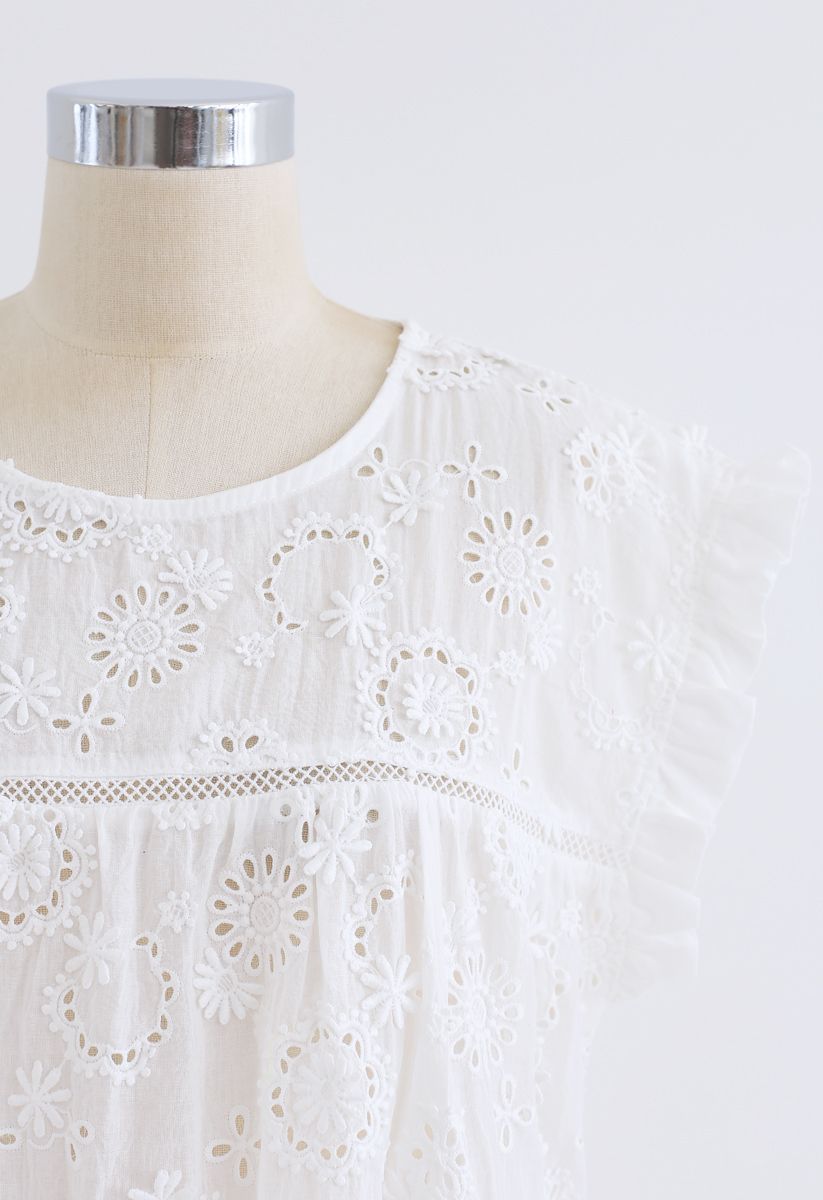 Embroidered Sunflower Eyelet Ruffle Top in White
