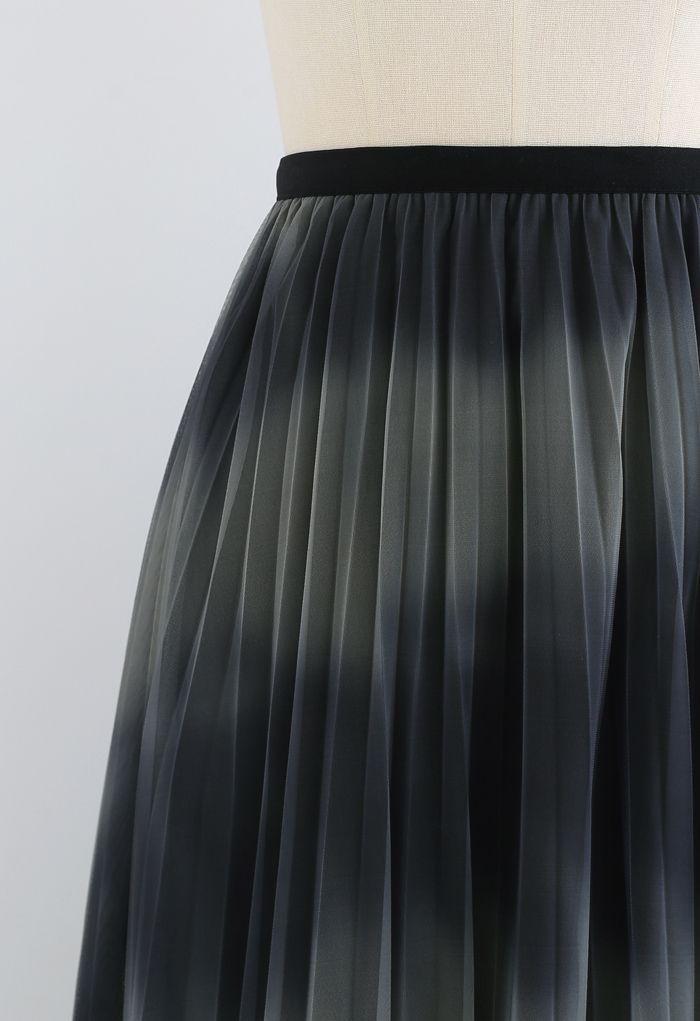 Color-Block Mesh Tulle Pleated Midi Skirt in Olive - Retro, Indie and ...