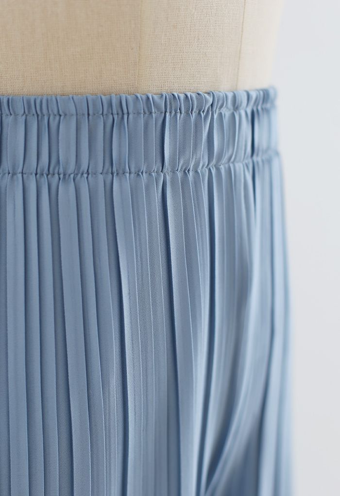 Full Pleated Two-Piece Shorts and Pants in Blue - Retro, Indie and ...