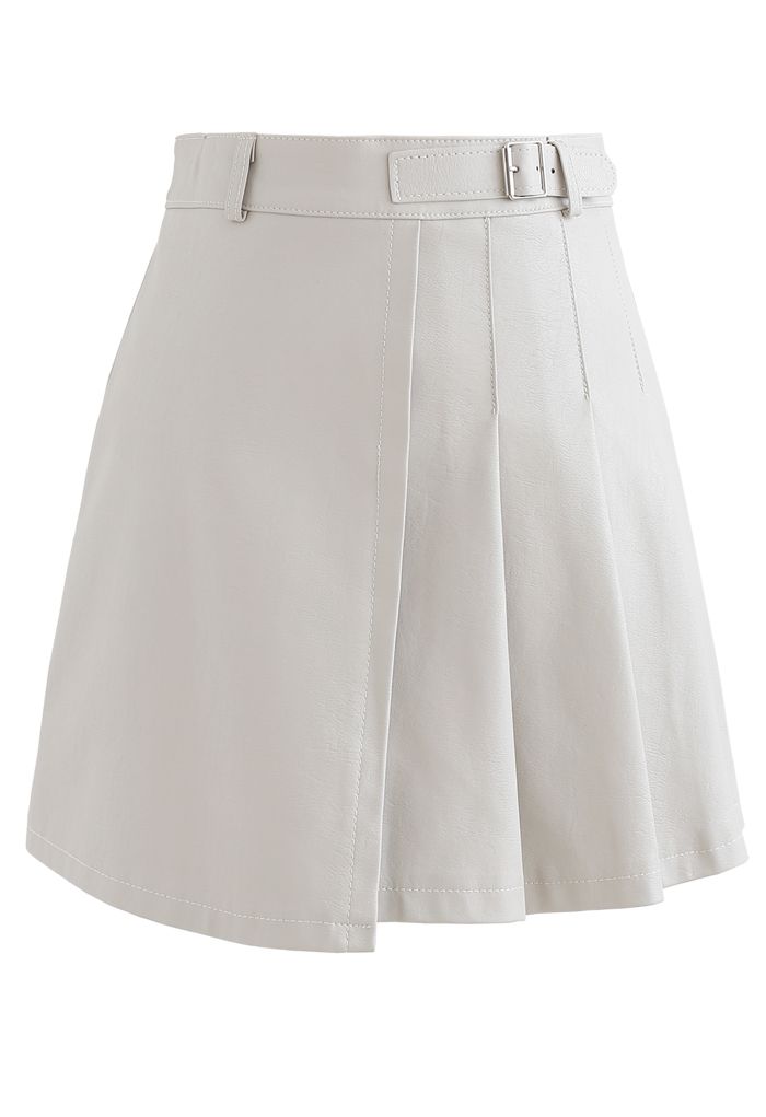 Belt Detail Faux Leather Pleated Mini Skirt in Cream