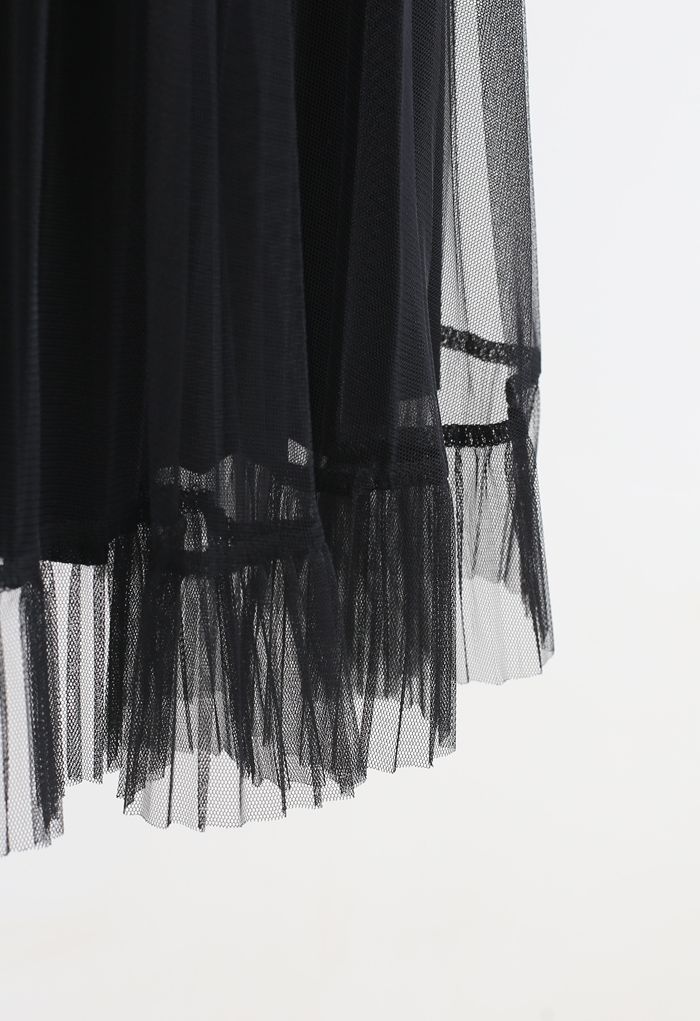 Hi-Lo Mesh Hem Pleated Skirt in Black - Retro, Indie and Unique Fashion