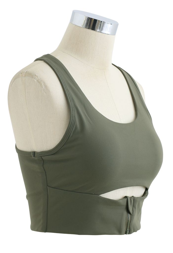 Zipper Cut Out Front Low-Impact Sports Bra in Army Green - Retro