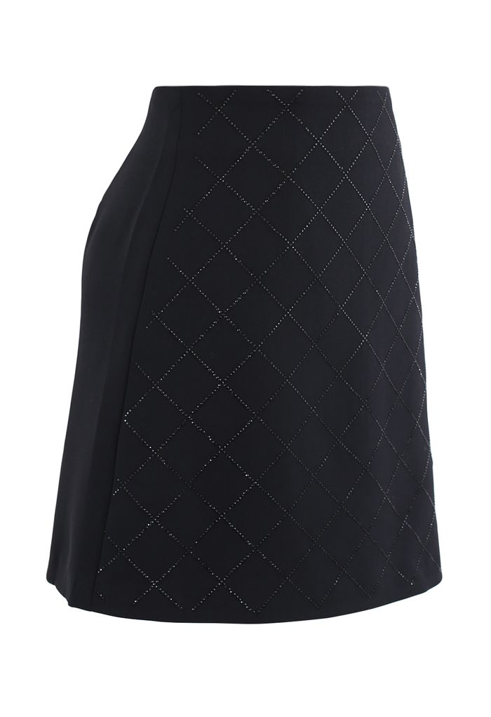 Flickering Diamond Shape Bud Skirt in Black