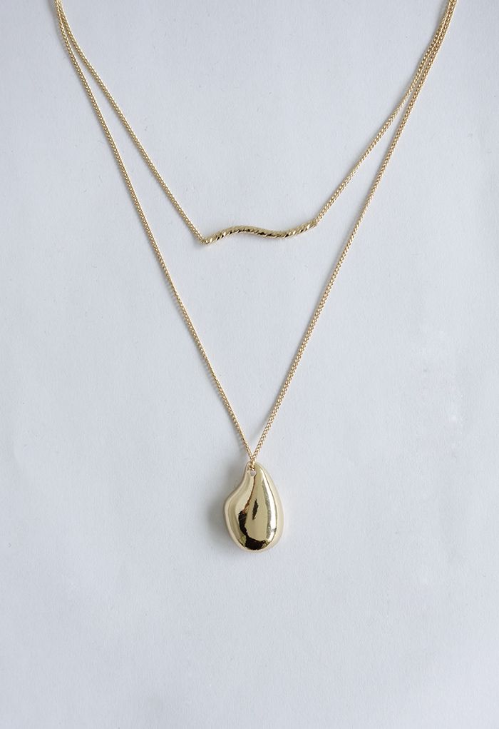 Wavy Bar and Pendant Double Layered Necklace