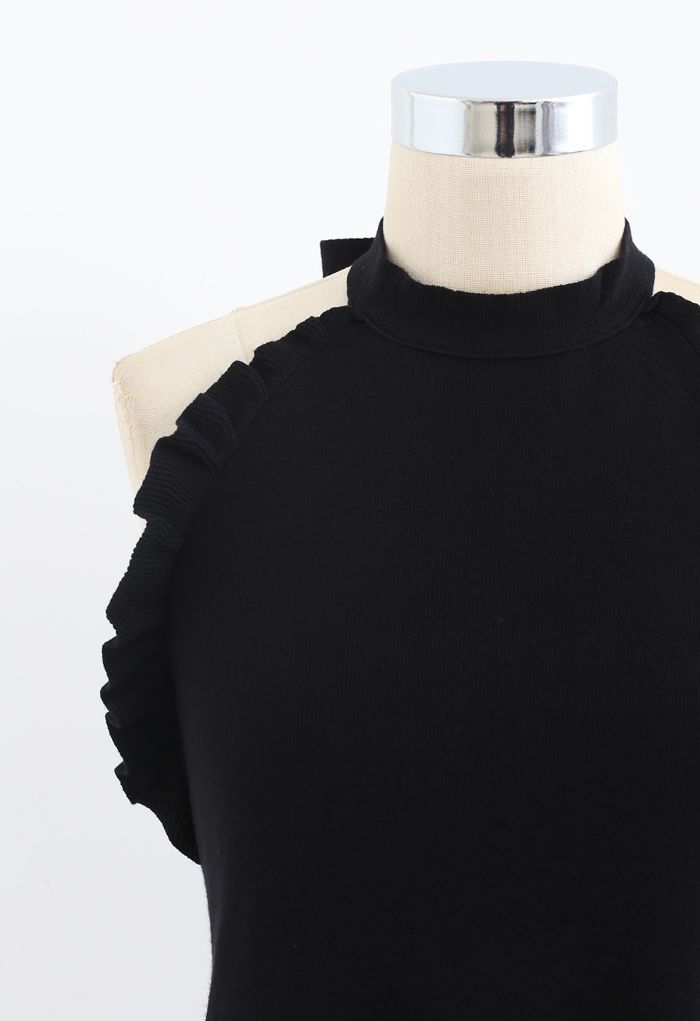 Halter Neck Ruffle Edge Knit Top in Black - Retro, Indie and Unique Fashion