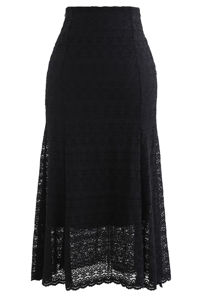 Floret Zigzag Lace Frill Hem Skirt in Black