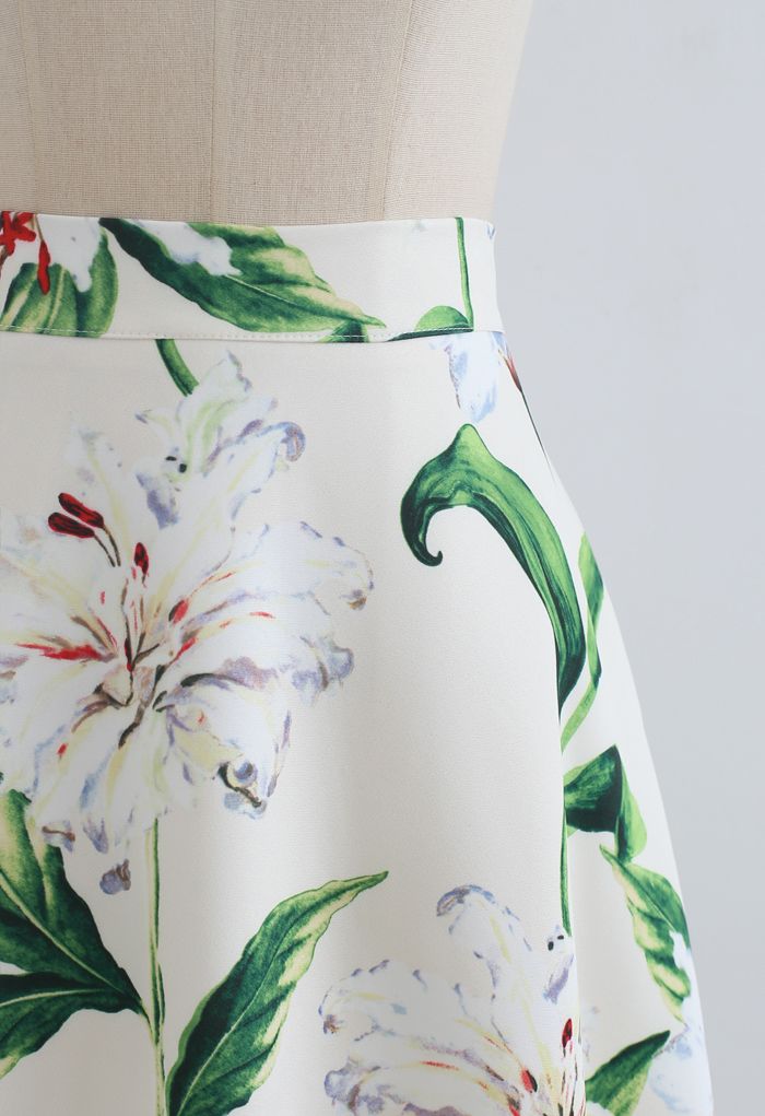 Gorgeous Floral Print A-Line Midi Skirt in Green