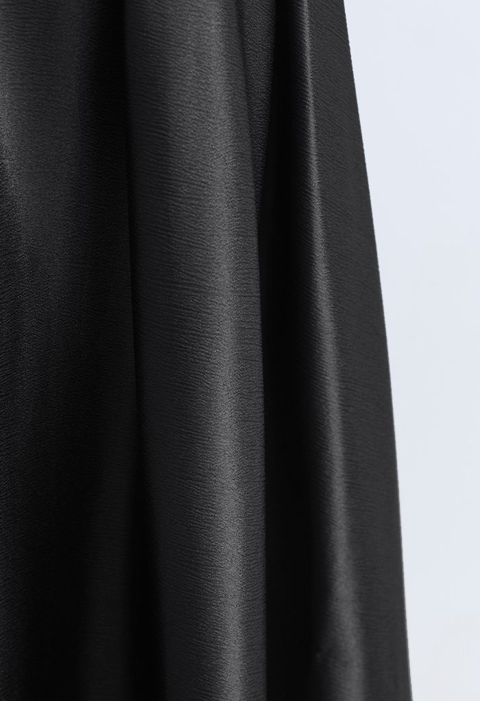 Belted Texture Flare Maxi Skirt in Black