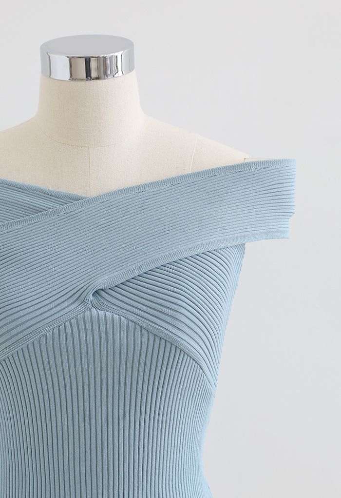 Crisscross Ribbed Sleeveless Knit Top in Blue