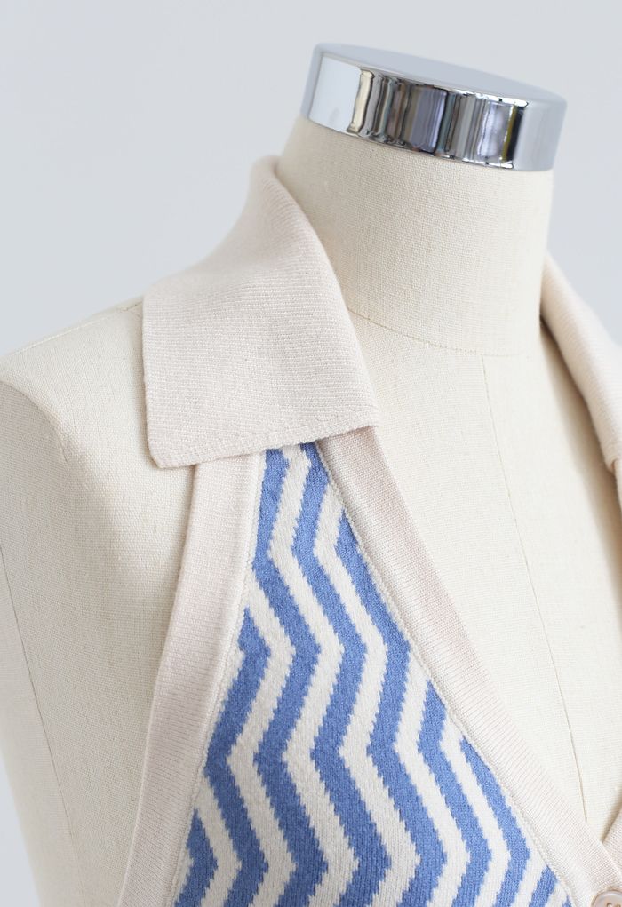 Halter Neck Zigzag Buttoned Crop Knit Top