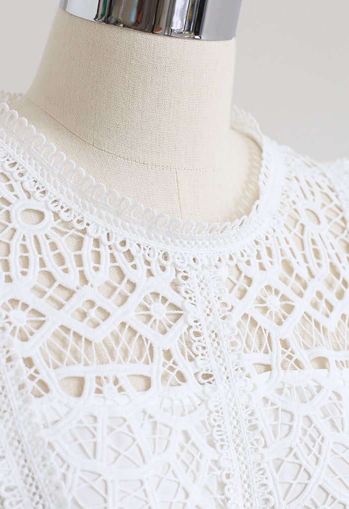 Ruffle Sleeves Full Crochet Crop Top in White