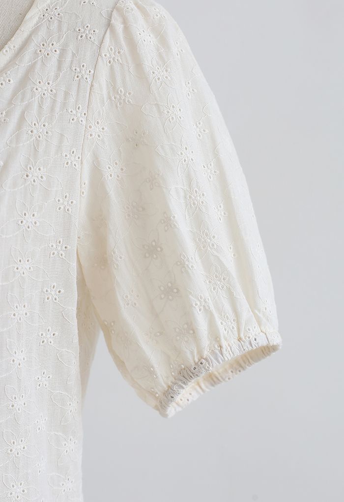 Button Down Embroidered Floral Cotton Top in Cream