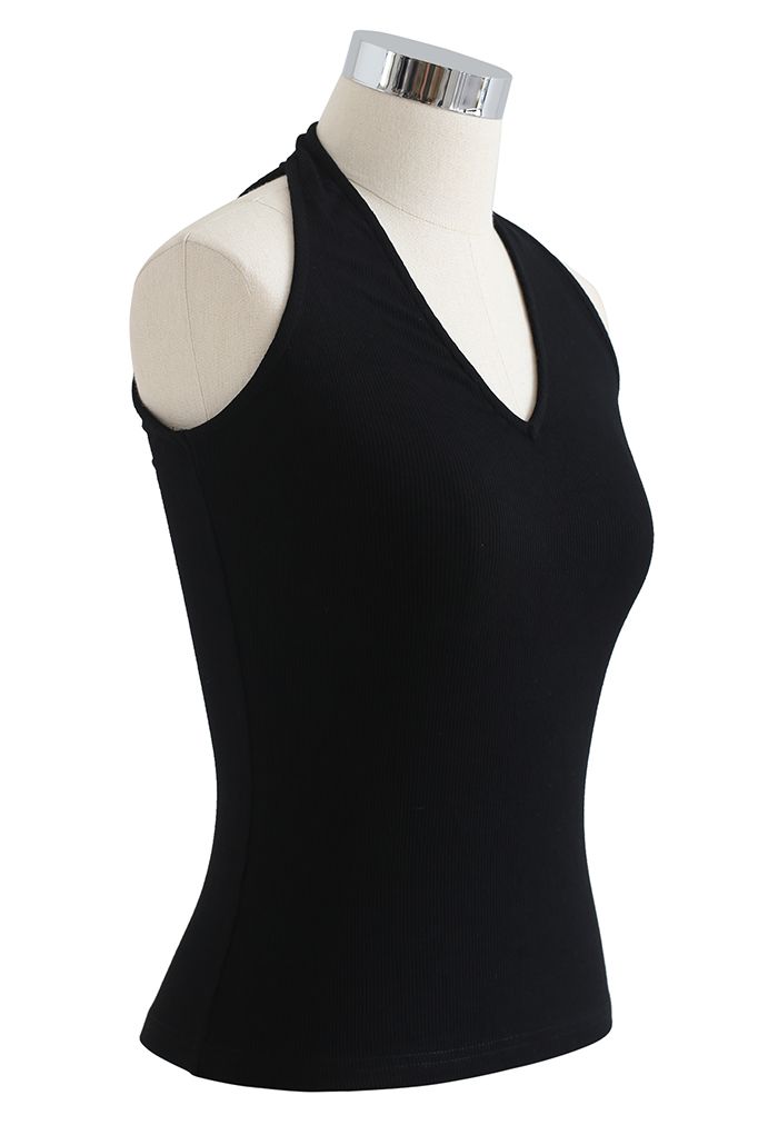 V-Neck Sleeveless Knit Fitted Tank Top in Black