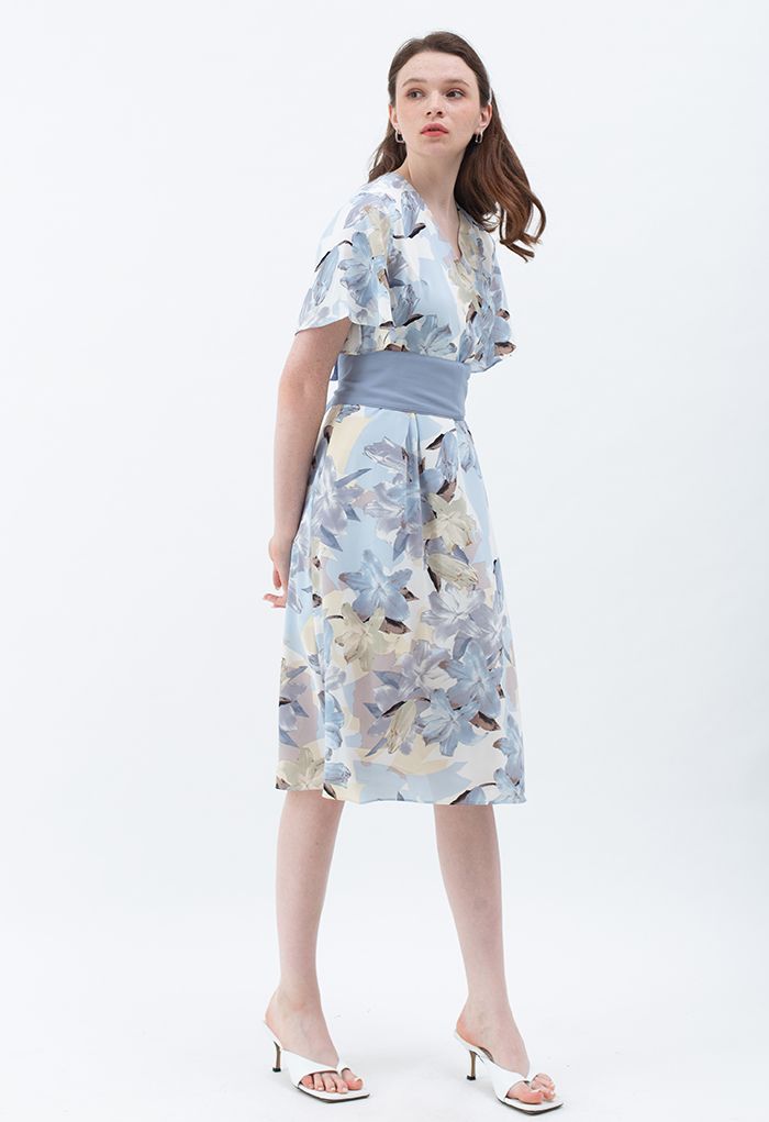 Lily Print Flare Sleeve Belted Midi Dress in Blue
