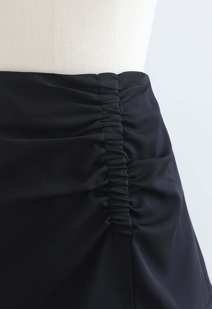 Frill Hem Ruched Front Mini Skirt in Black - Retro, Indie and Unique ...