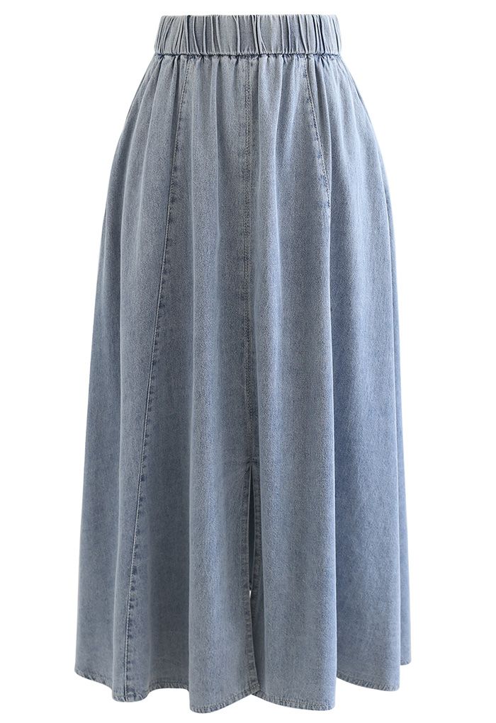 Front Slit Side Pocket Denim Midi Skirt in Washed Blue