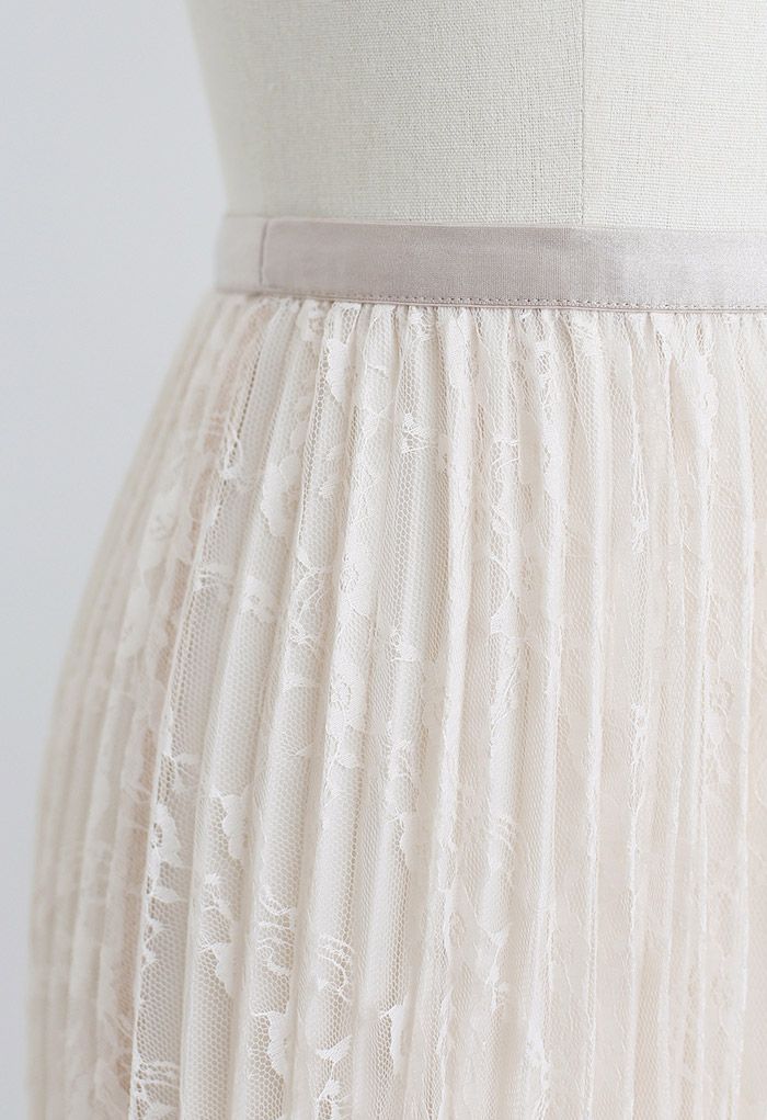 Full Lace Pleated Midi Skirt in Cream - Retro, Indie and Unique Fashion