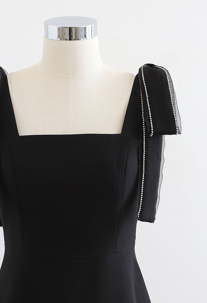 Bowknot Shoulder Crystal Edge Mini Dress in Black