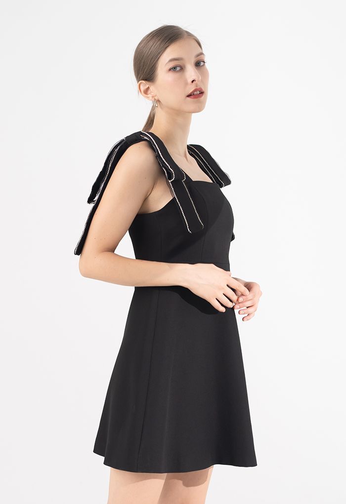 Bowknot Shoulder Crystal Edge Mini Dress in Black