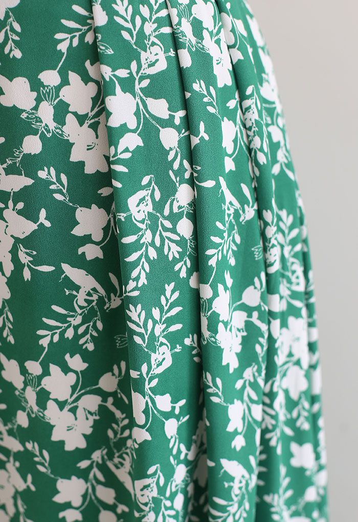 Floret Shadow Pleated Midi Skirt in Green