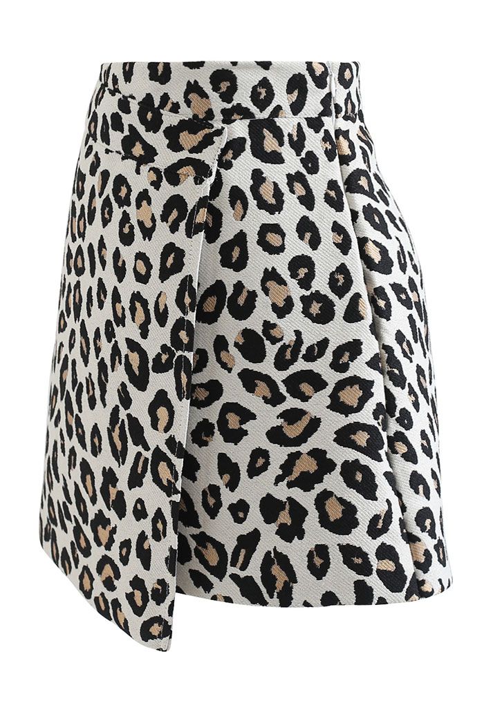Stunning Leopard Jacquard Flap Mini Skirt