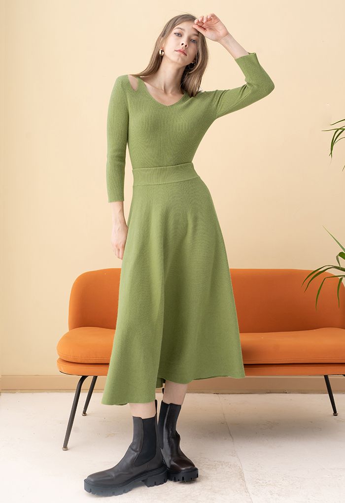 Fuzzy Soft Knit A-Line Midi Skirt in Green