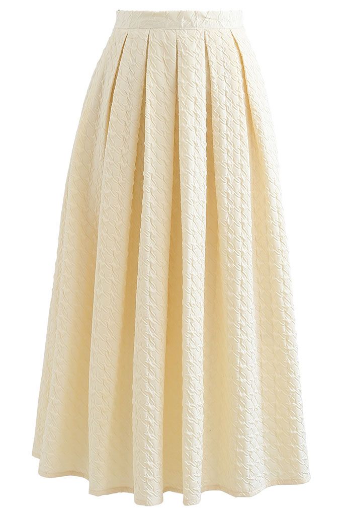 Houndstooth Embossed Pleated Skirt in Light Yellow