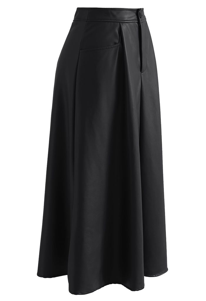 Dual Patched Pockets A-Line Faux Leather Skirt in Black
