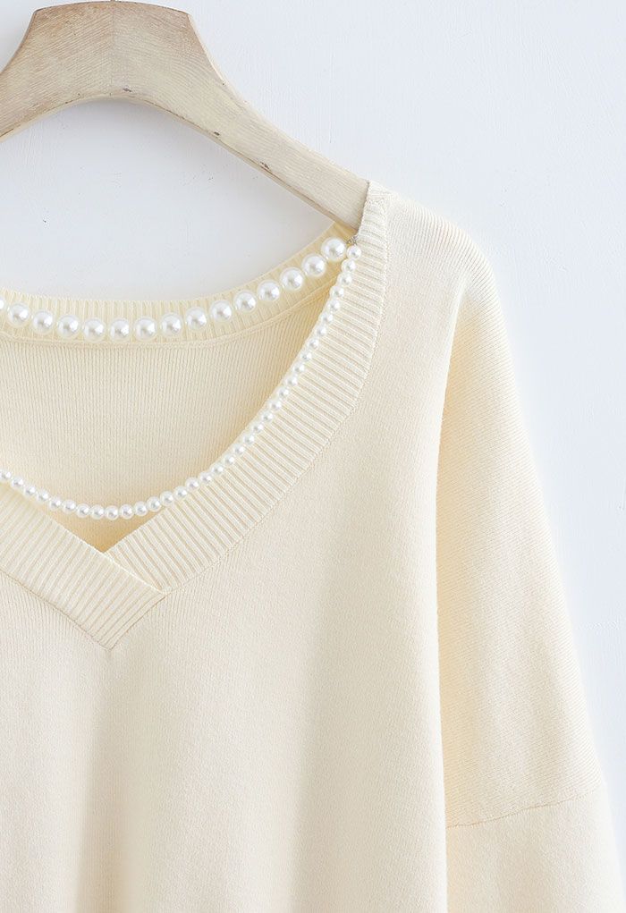 Pearl Chain Back V-Neck Oversized Knit Sweater in Cream