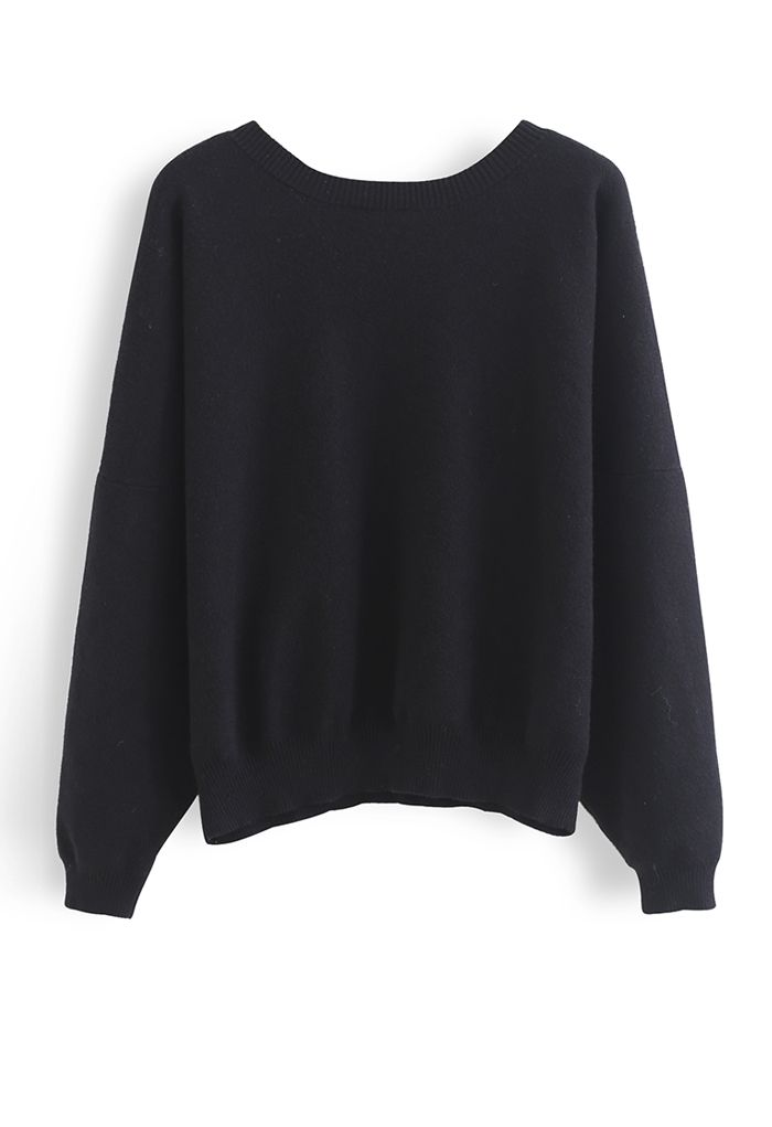 Pearl Chain Back V-Neck Oversized Knit Sweater in Black