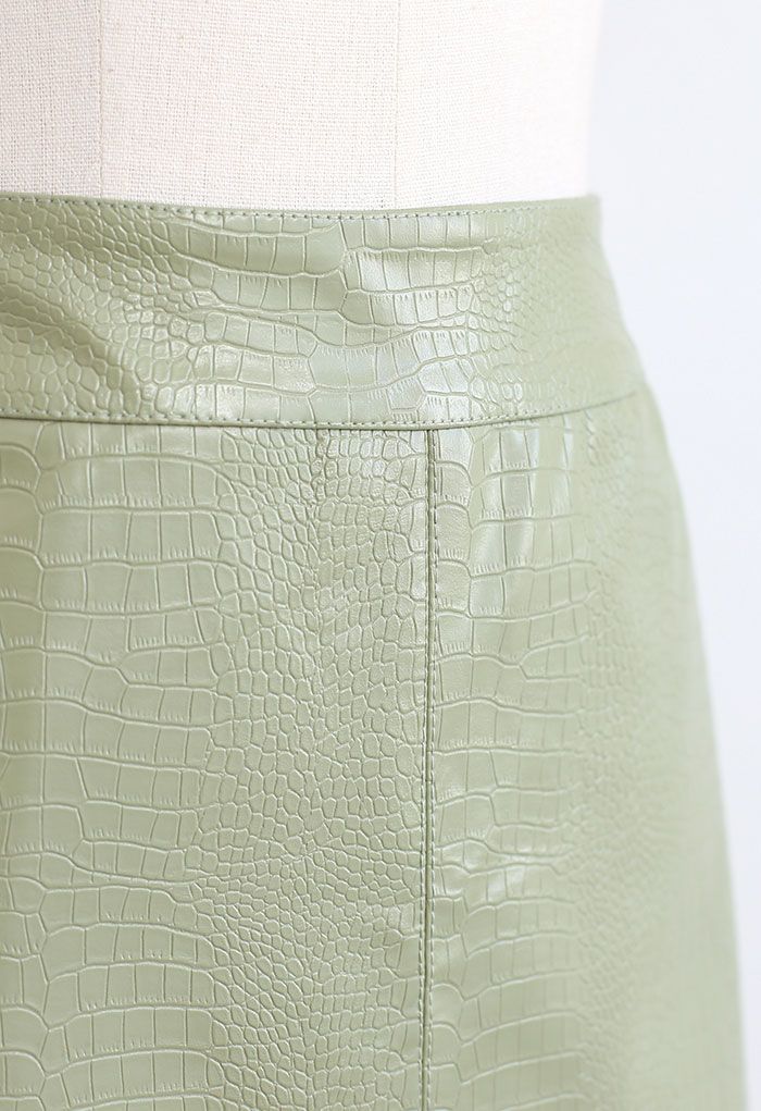Crocodile Print Faux Leather Skirt in Pistachio