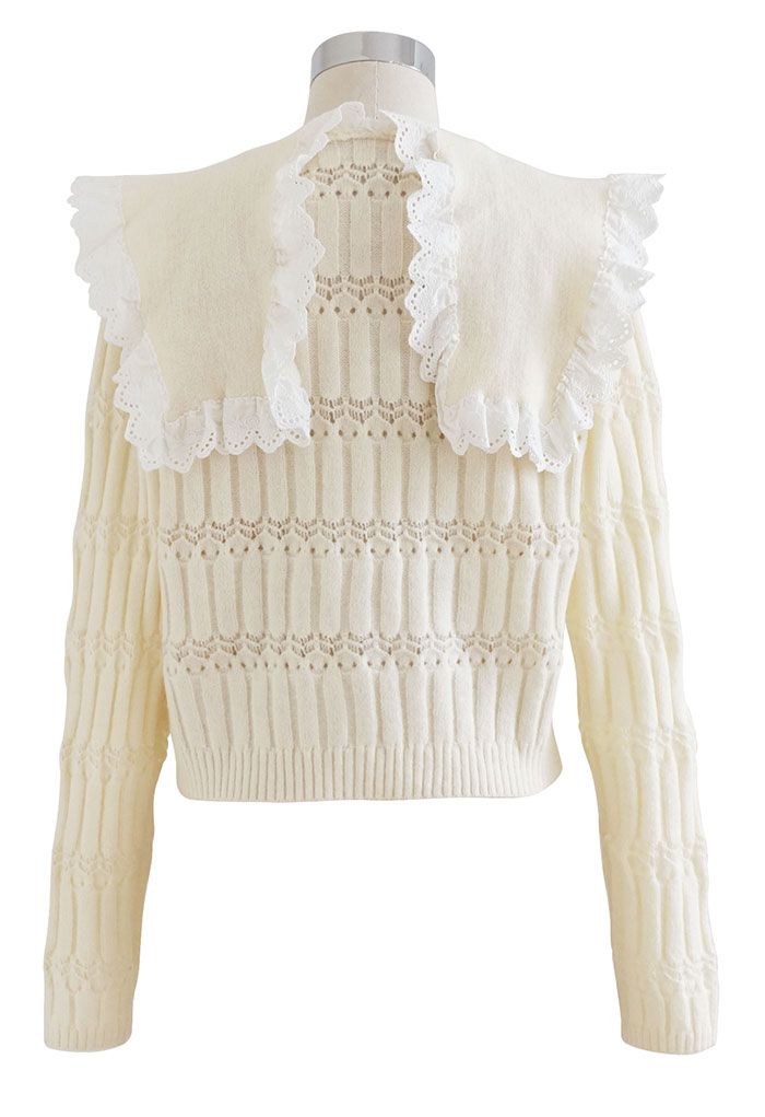 Exuberant Collared Emboss-Knit Buttoned Cardigan in Cream