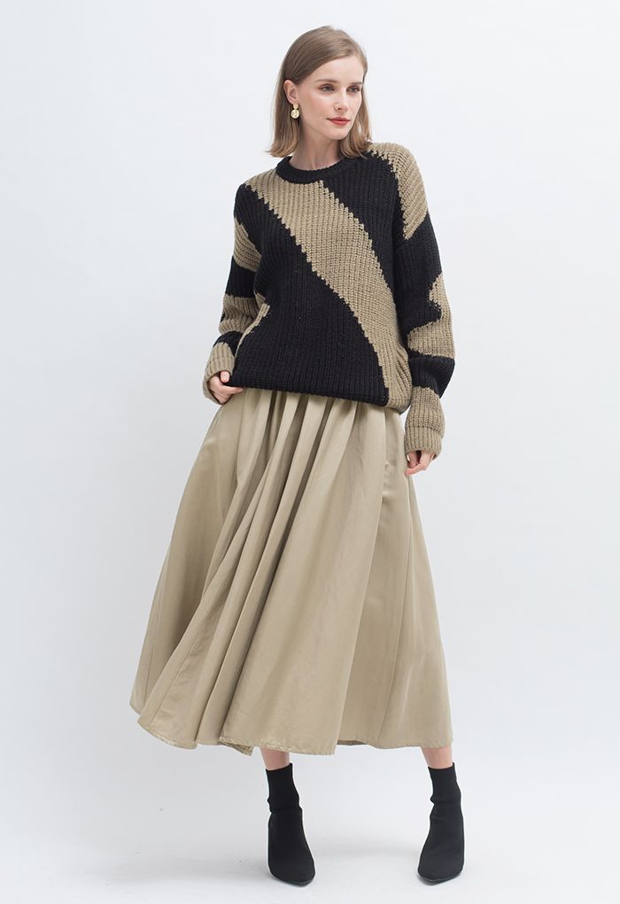 Bicolor Knit Round Neck Oversized Sweater