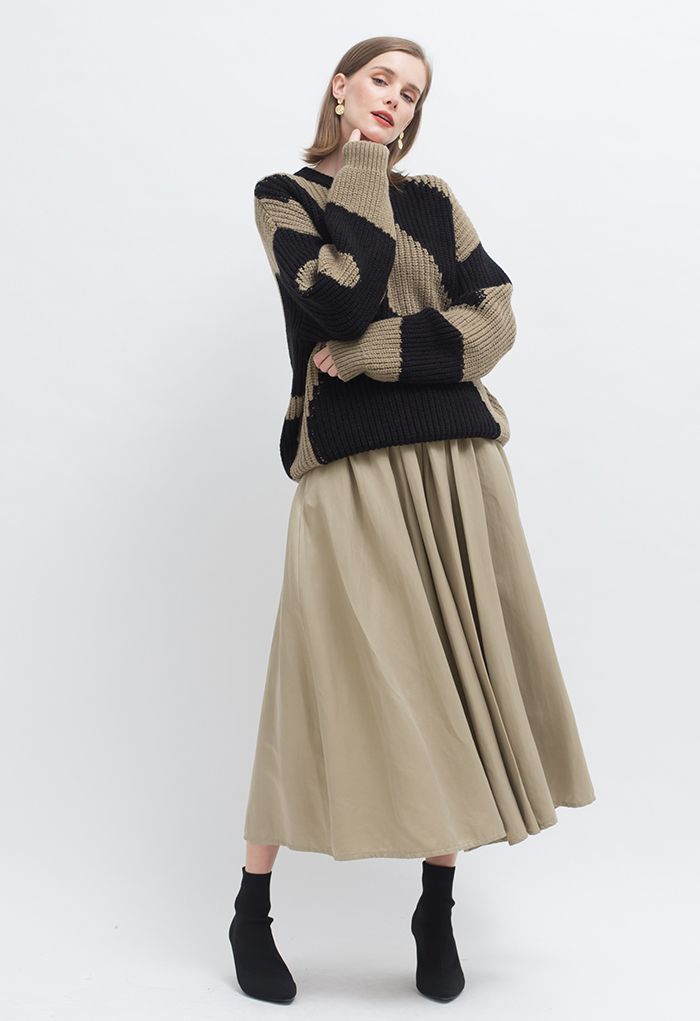 Bicolor Knit Round Neck Oversized Sweater