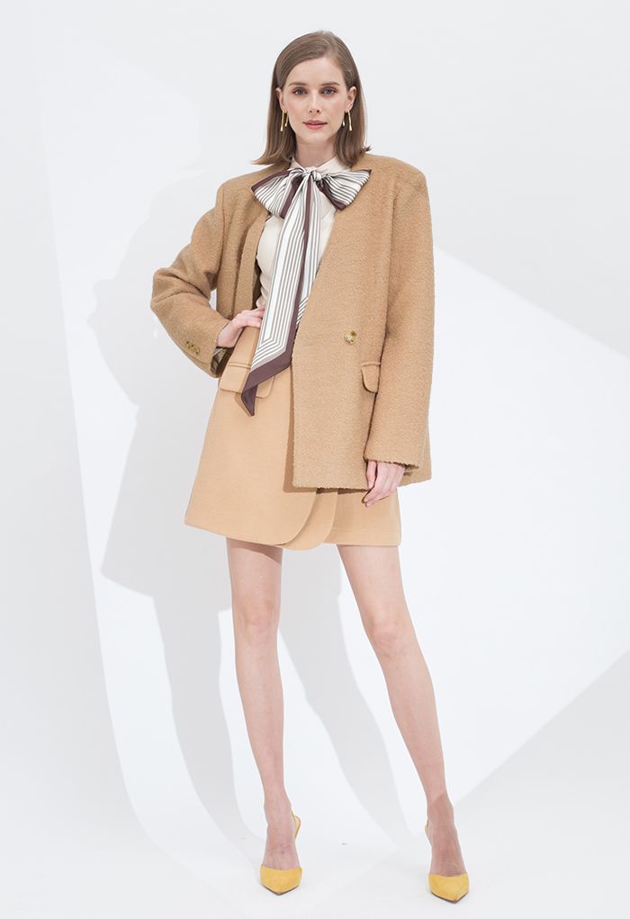 Pad Shoulder Buttoned Collarless Coat in Light Tan