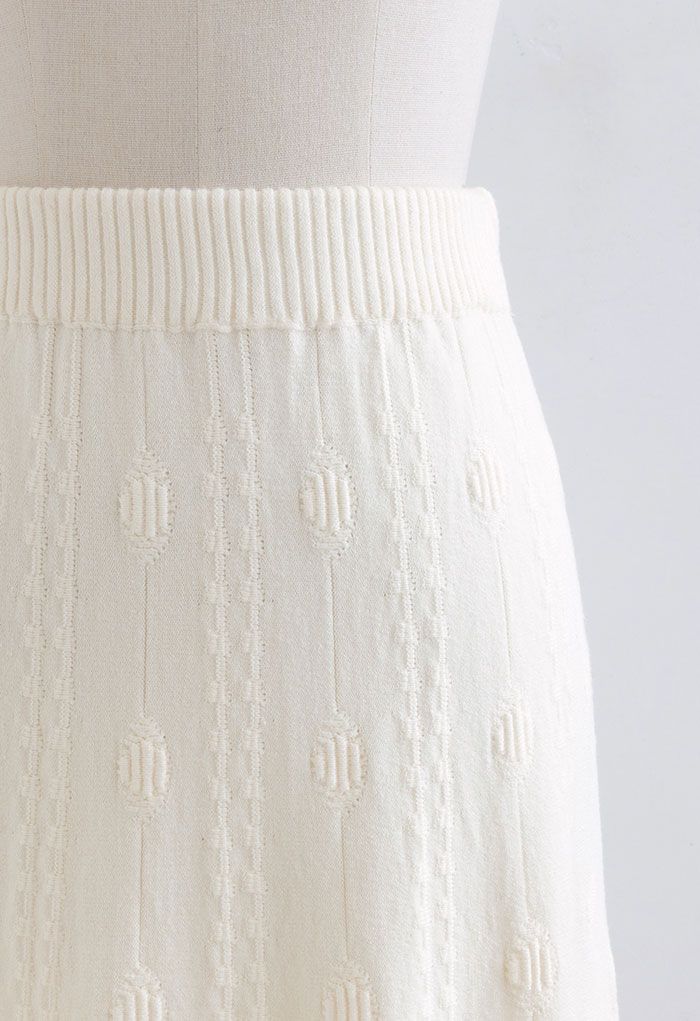 Embossed Chain A-Line Knit Skirt in Ivory