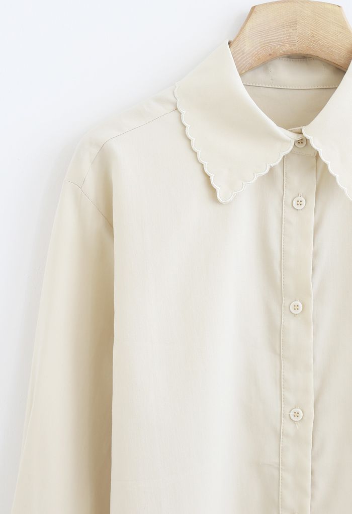 Embroidered Collar Buttoned Hi-Lo Shirt in Cream