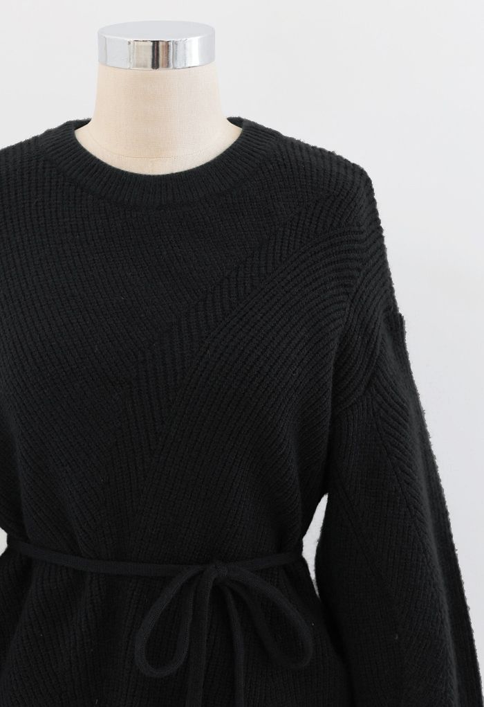 Cozy Ribbed Knit Sweater with String in Black