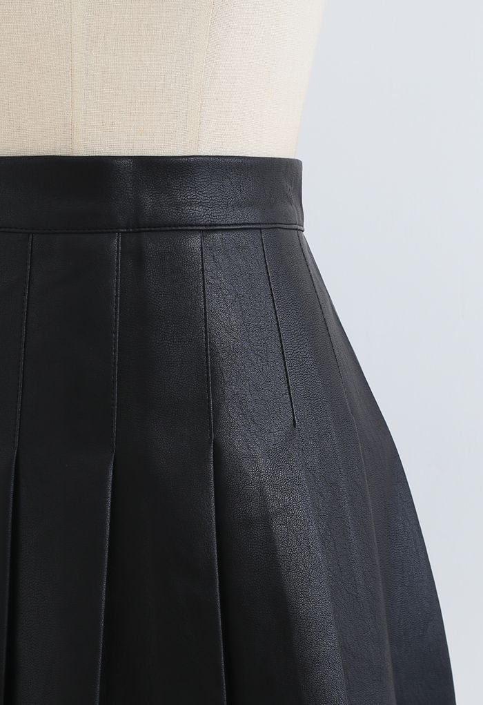 Pleated Faux Leather Mini Skirt in Black - Retro, Indie and Unique Fashion
