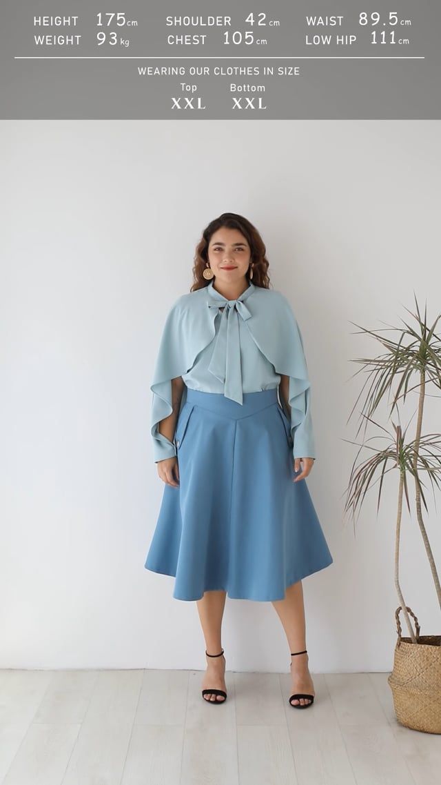 Crush on Casual Bowknot Cape Sleeves Top in Blue