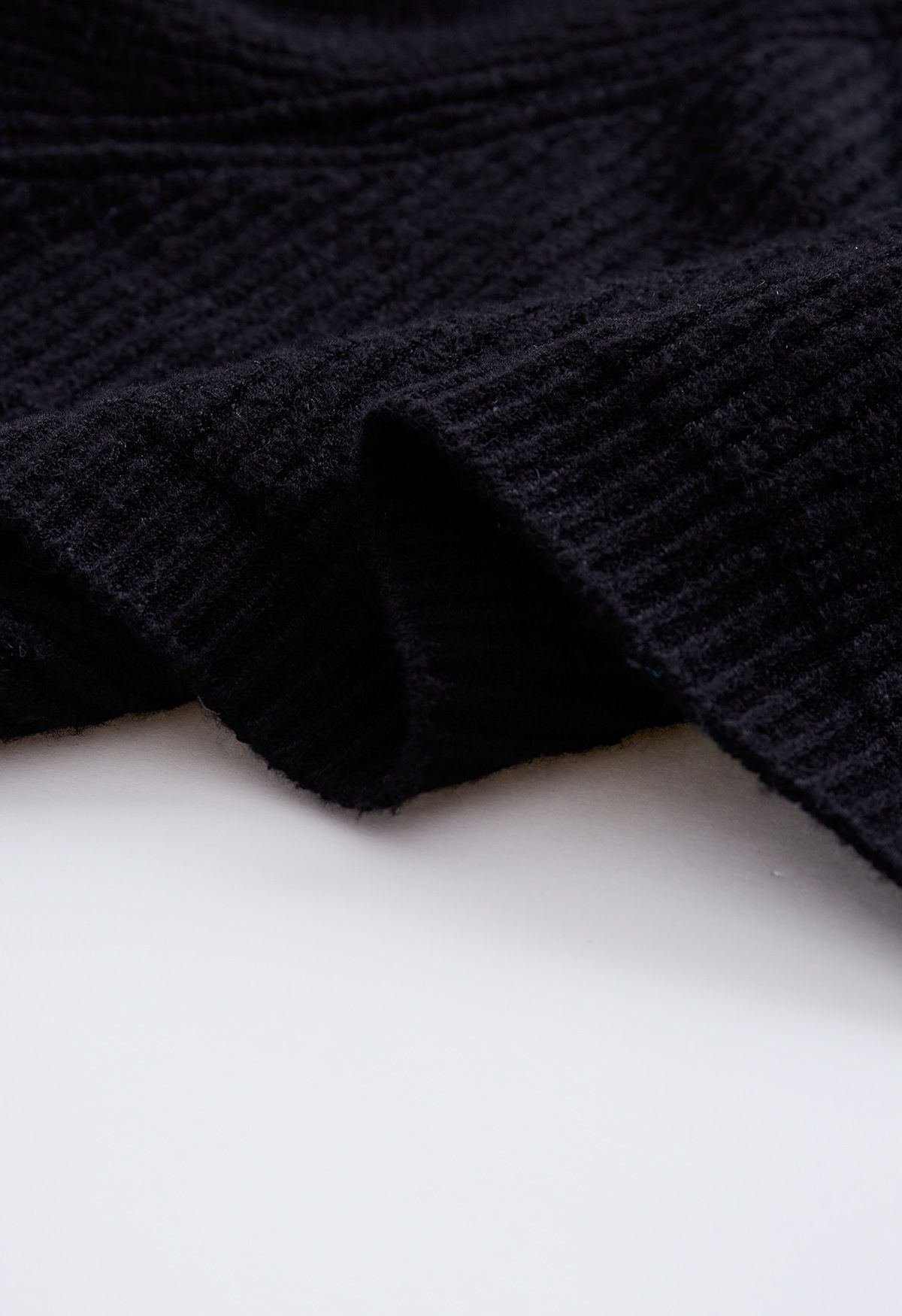 Turtleneck Rib Knit Twinset Top in Black