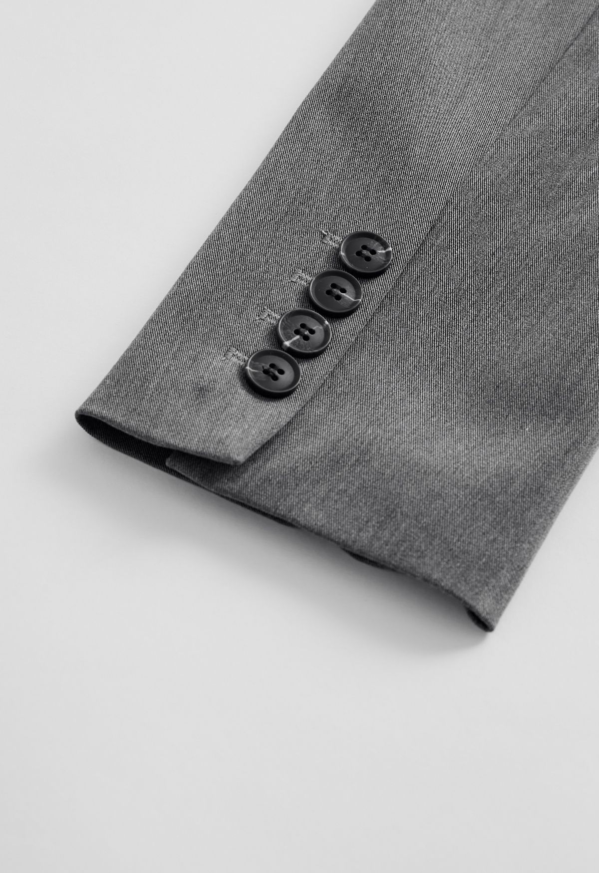 Peaked Lapel Flap Pocket Cropped Blazer in Grey
