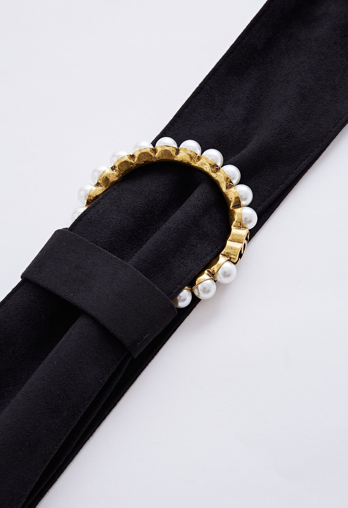 Pearl Trim O-Ring Velvet Belt in Black - Retro, Indie and Unique Fashion